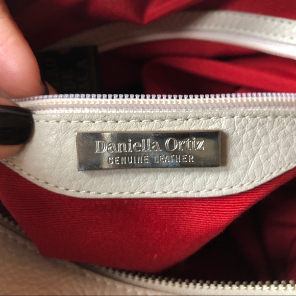 Authentic Daniella Ortiz Genuine Leather Bag. - Picture 7 of 8